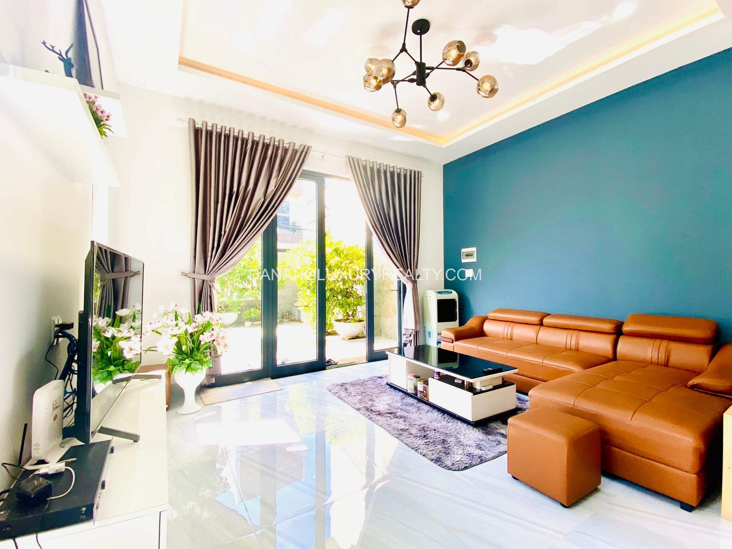 Villa for rent in Ngu Hanh Son Da Nang with full featured furnishment. 