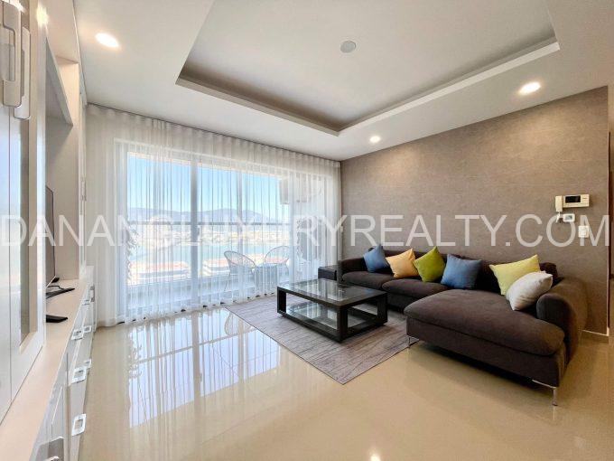 Beautifully Designed 3BR Apartment at Blooming Tower