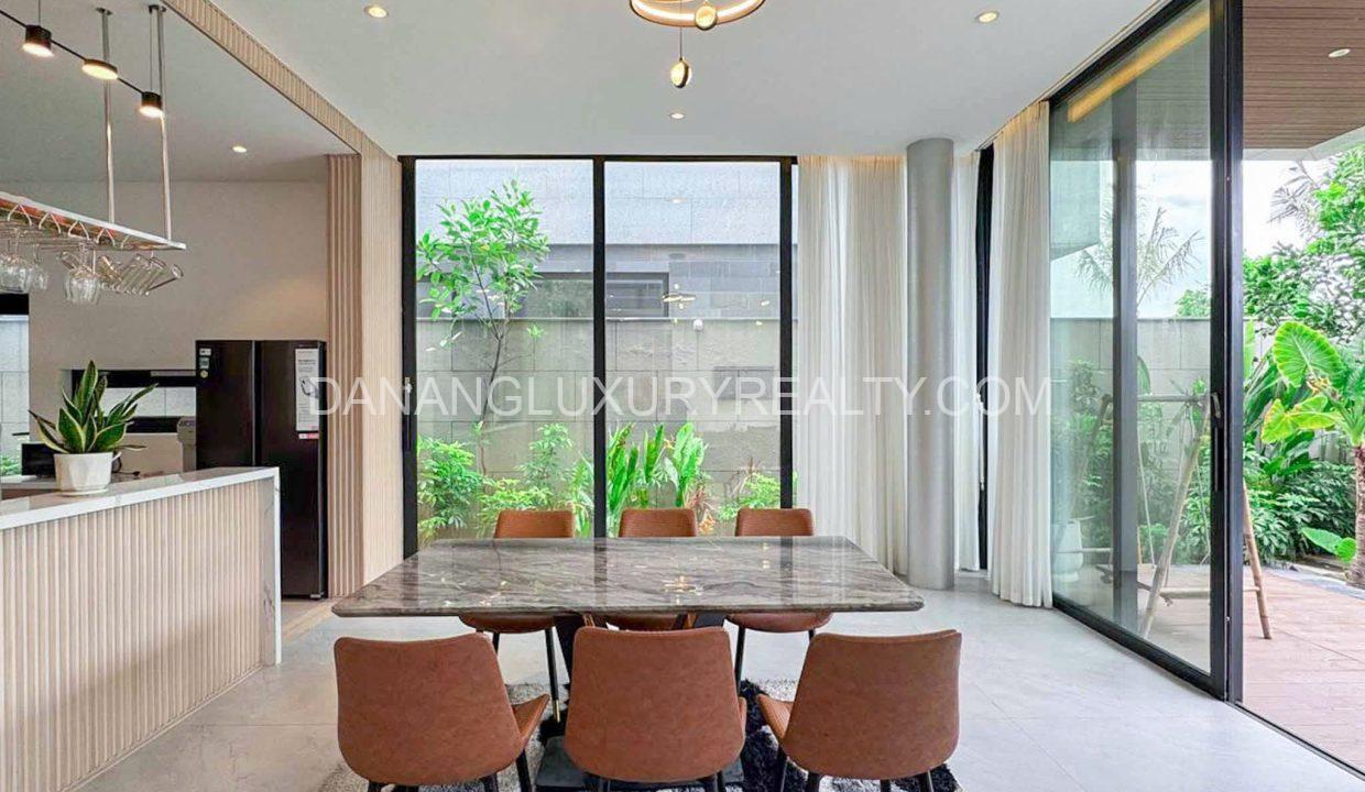 Villa Cao Cấp Tại Đà Nẵng 5 Phòng Ngủ Gần Khu Đô Thị FPT
