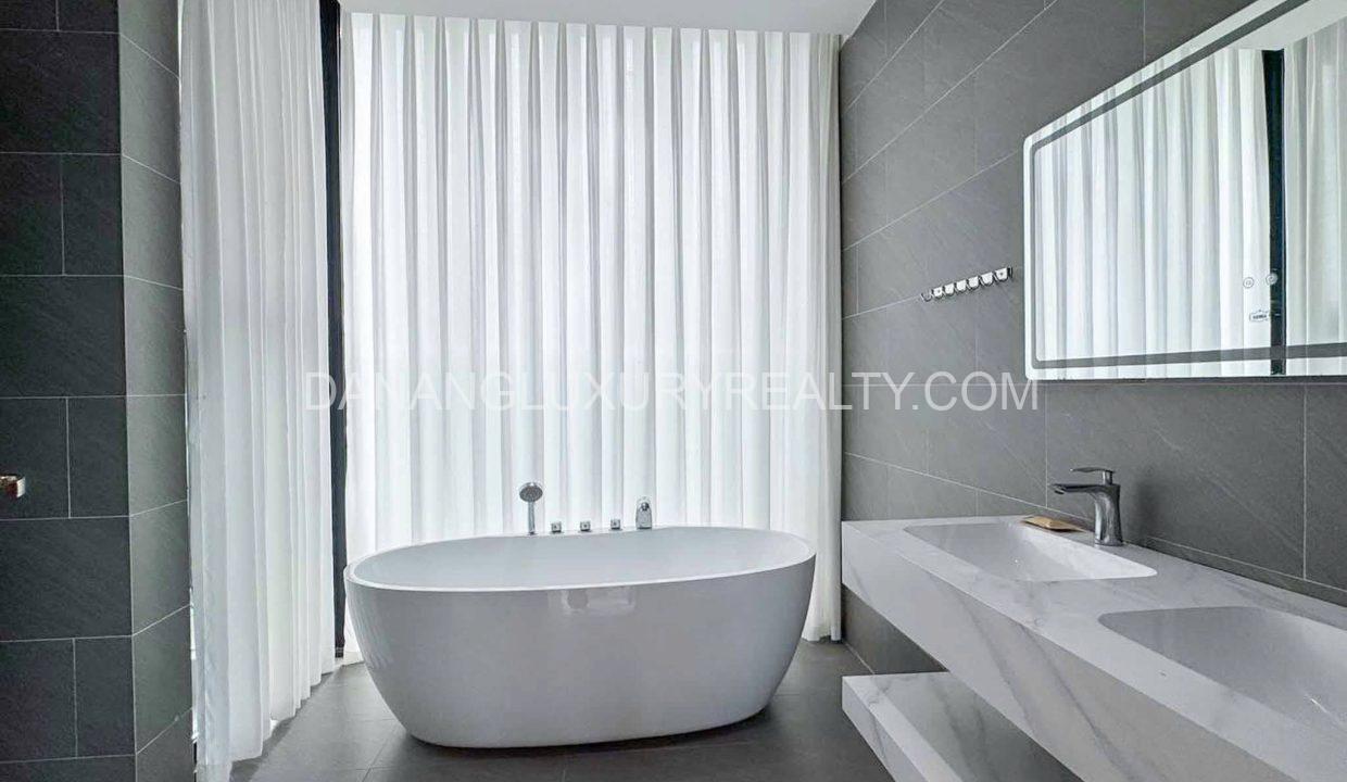 Villa Cao Cấp Tại Đà Nẵng 5 Phòng Ngủ Gần Khu Đô Thị FPT