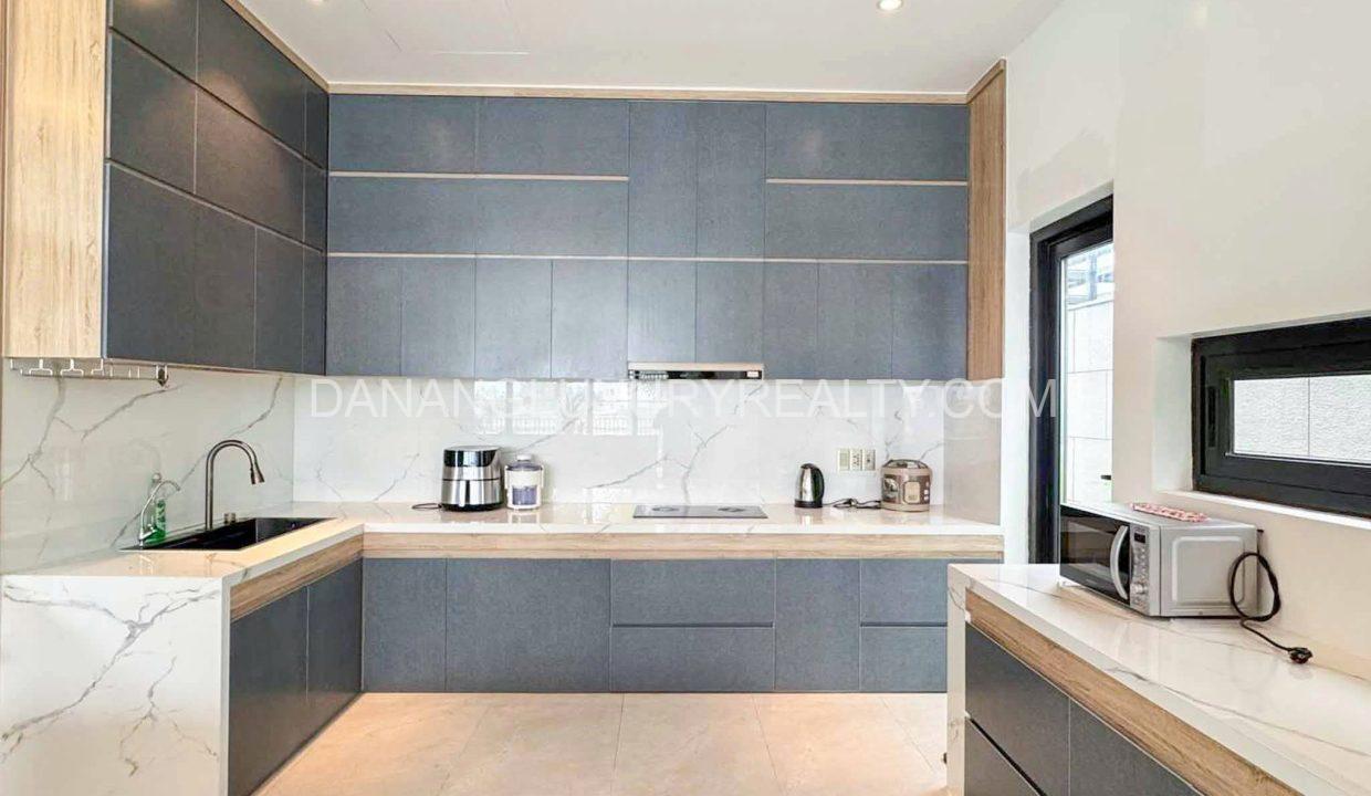 Villa Cao Cấp Tại Đà Nẵng 5 Phòng Ngủ Gần Khu Đô Thị FPT