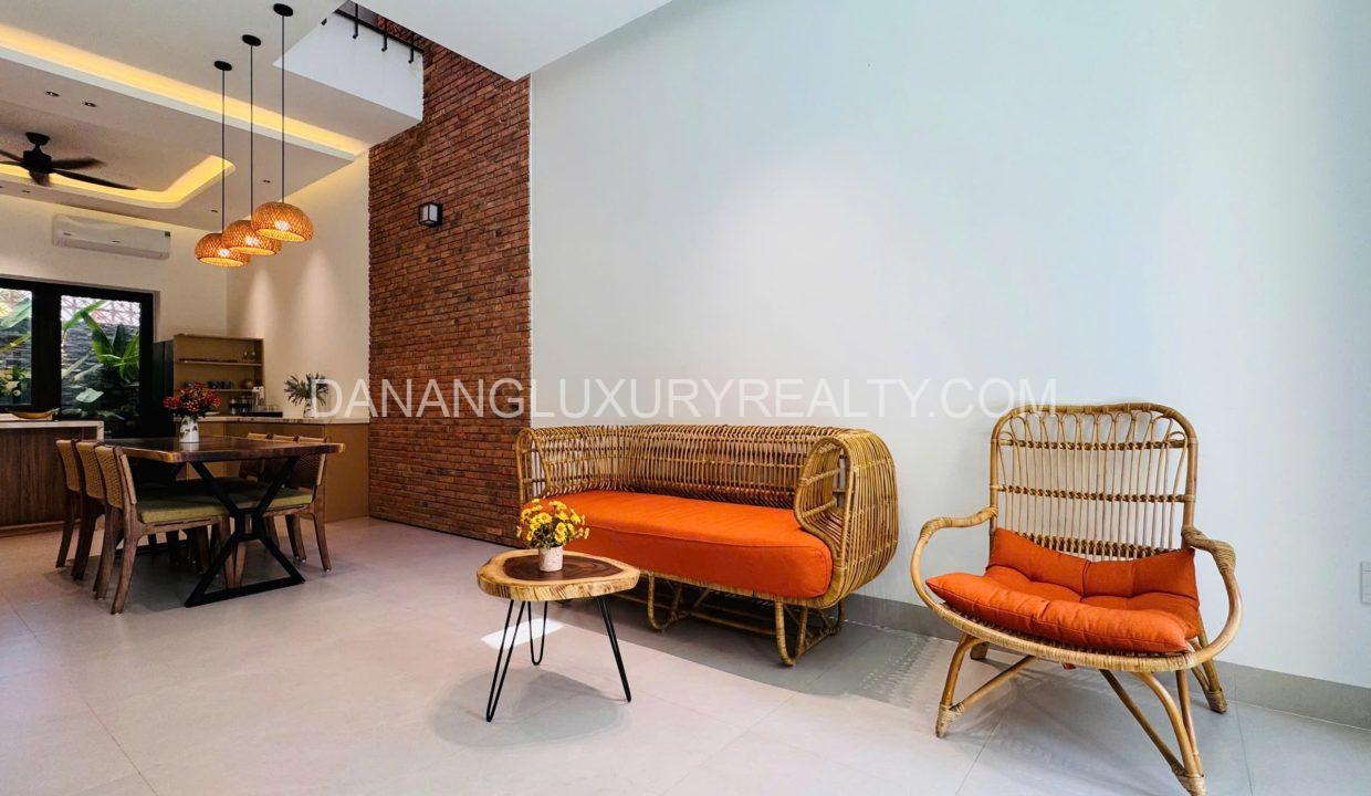 Cho Thuê Nhà Nam Việt Á Có Hồ Bơi Nội Thất Hiện Đại