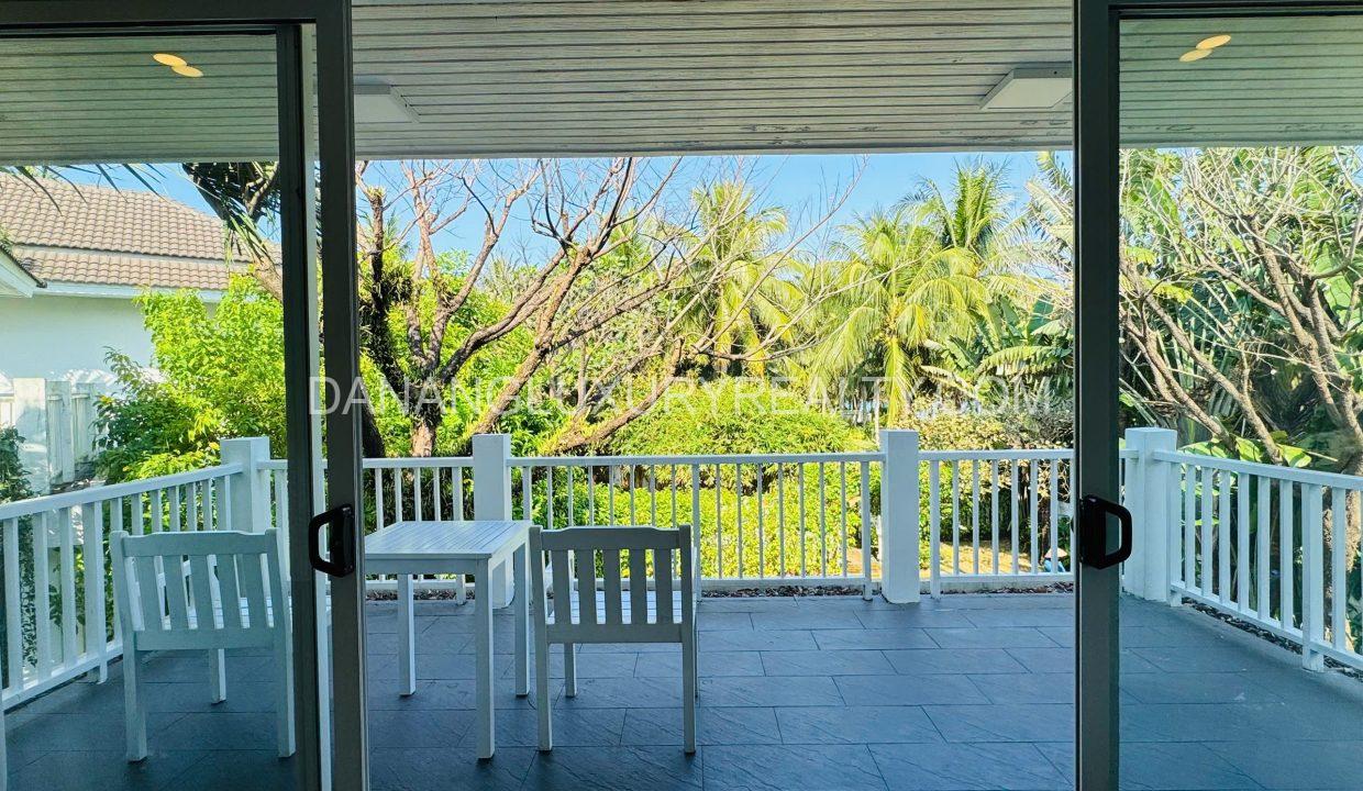 Thuê Villa Tại Premier Village Đà Nẵng Có Lối Đi Bộ Ra Biển