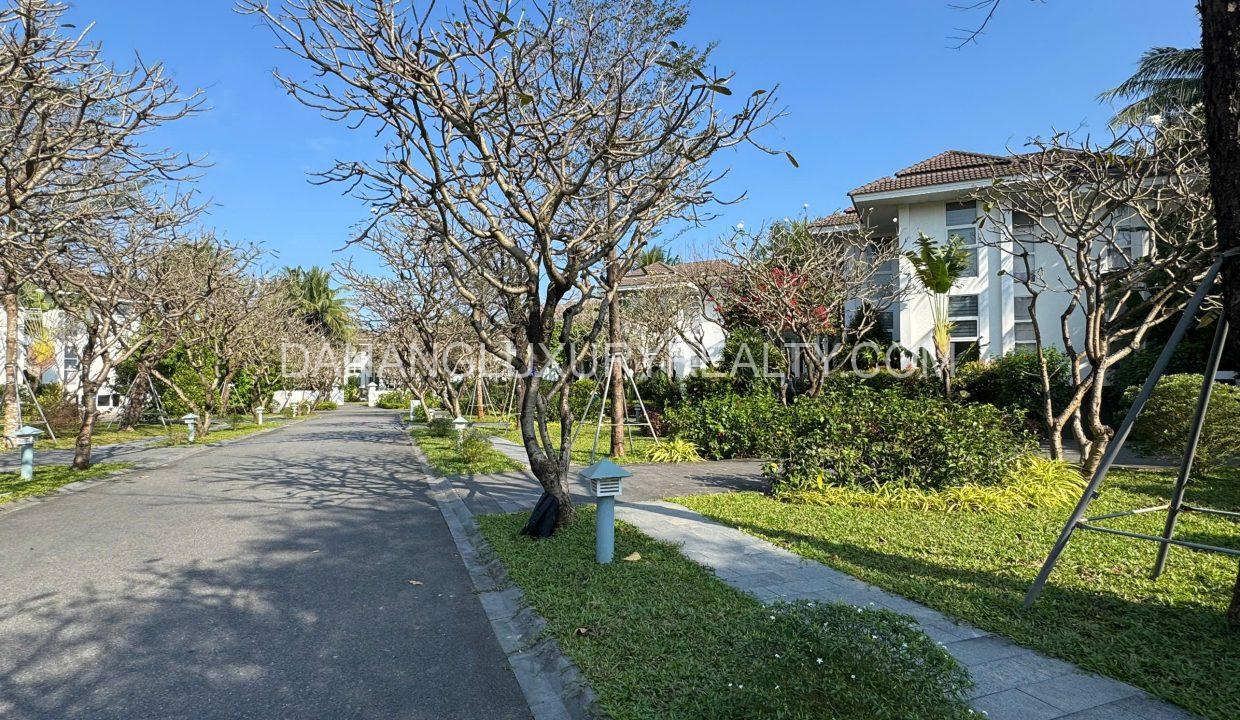 Thuê Villa Tại Premier Village Đà Nẵng Có Lối Đi Bộ Ra Biển