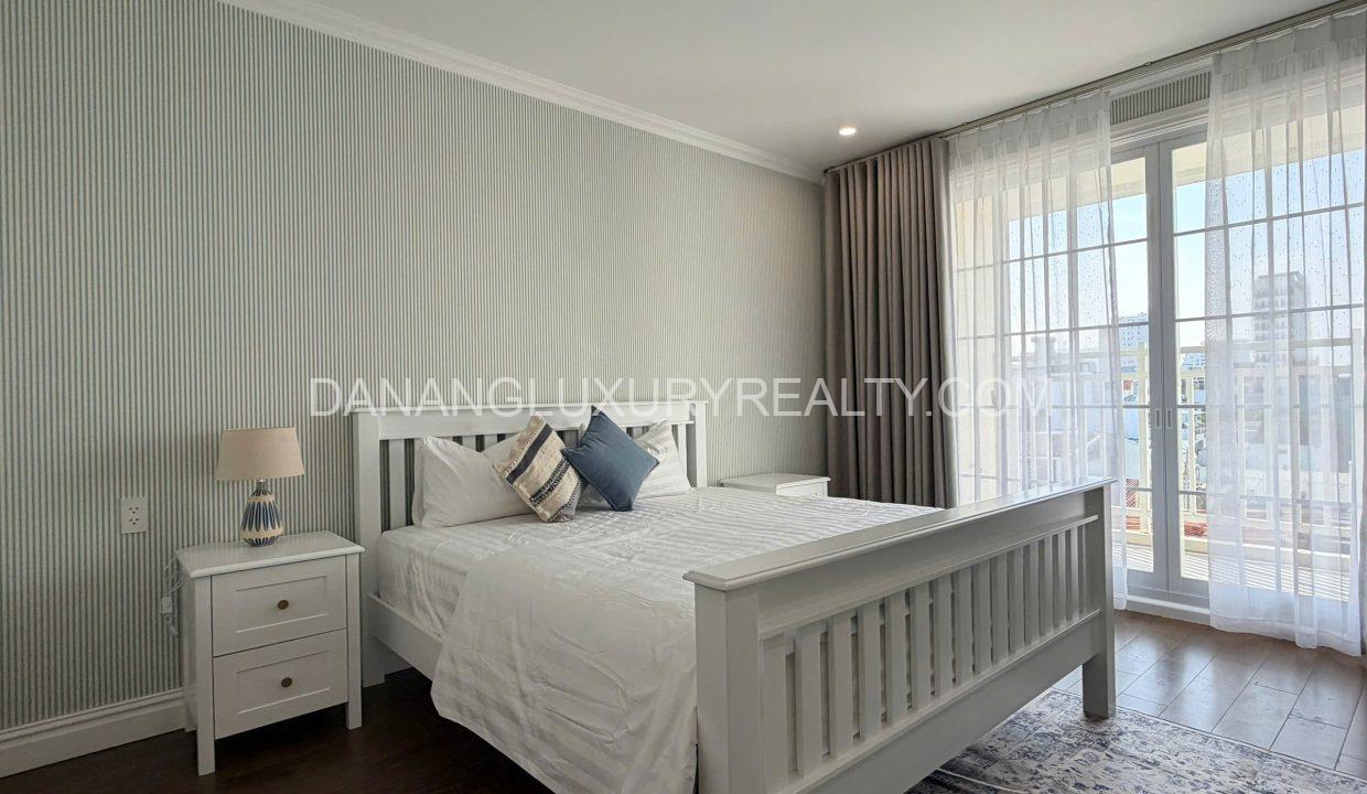 Cho Thuê Căn Hộ Cao Cấp 4 Phòng Ngủ Trung Tâm Thành Phố