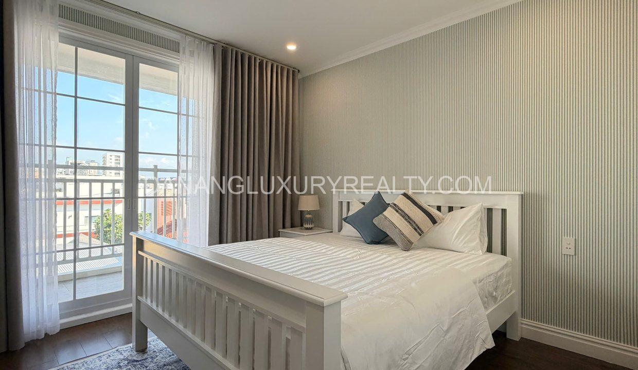 Cho Thuê Căn Hộ Cao Cấp 4 Phòng Ngủ Trung Tâm Thành Phố