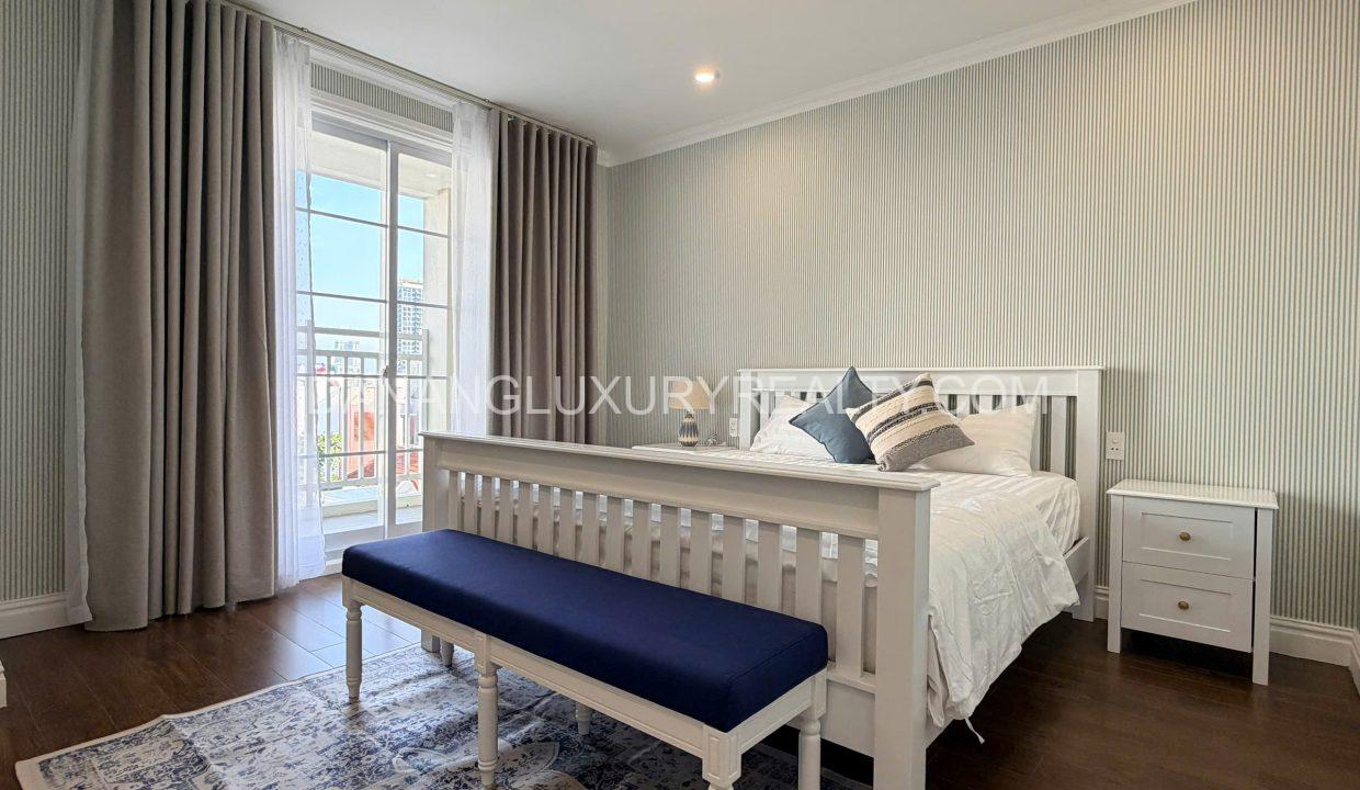 Cho Thuê Căn Hộ Cao Cấp 4 Phòng Ngủ Trung Tâm Thành Phố