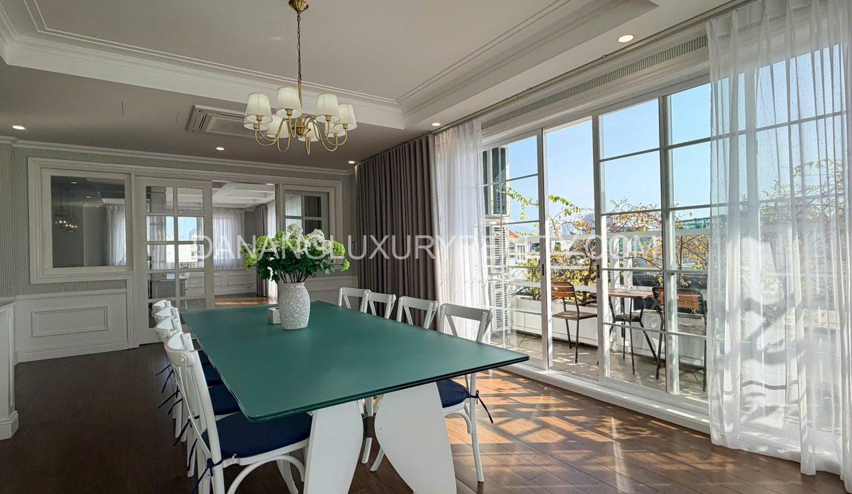 Cho Thuê Căn Hộ Cao Cấp 4 Phòng Ngủ Trung Tâm Thành Phố