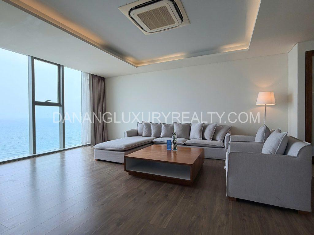 ban-can-ho-alacarte-da-nang