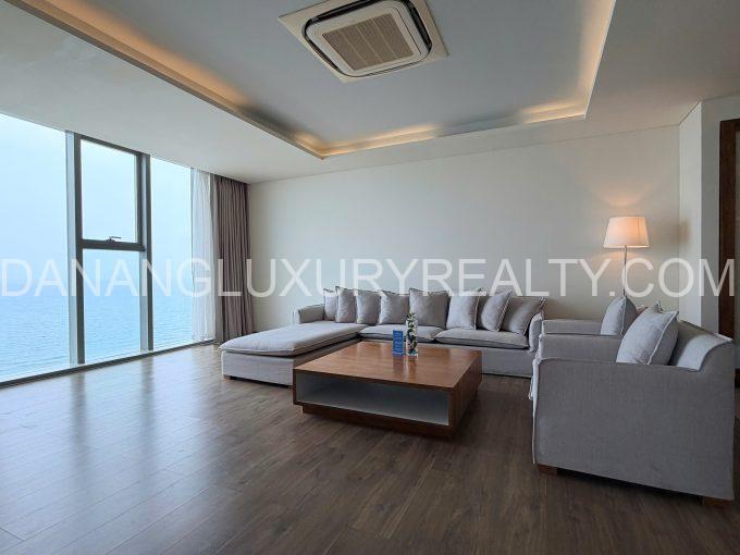 ban-can-ho-alacarte-da-nang