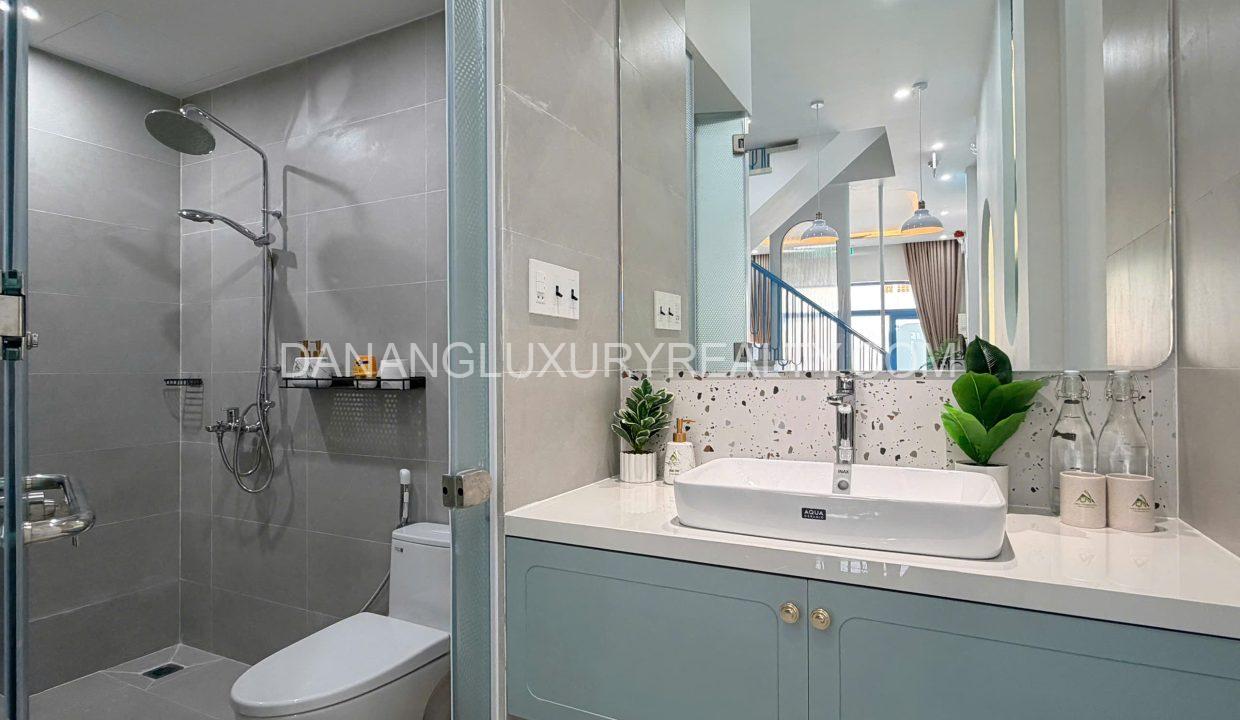 Nhà Gần Biển Mỹ Khê 4 Phòng Ngủ Nội Thất Hiện Đại Cho Thuê