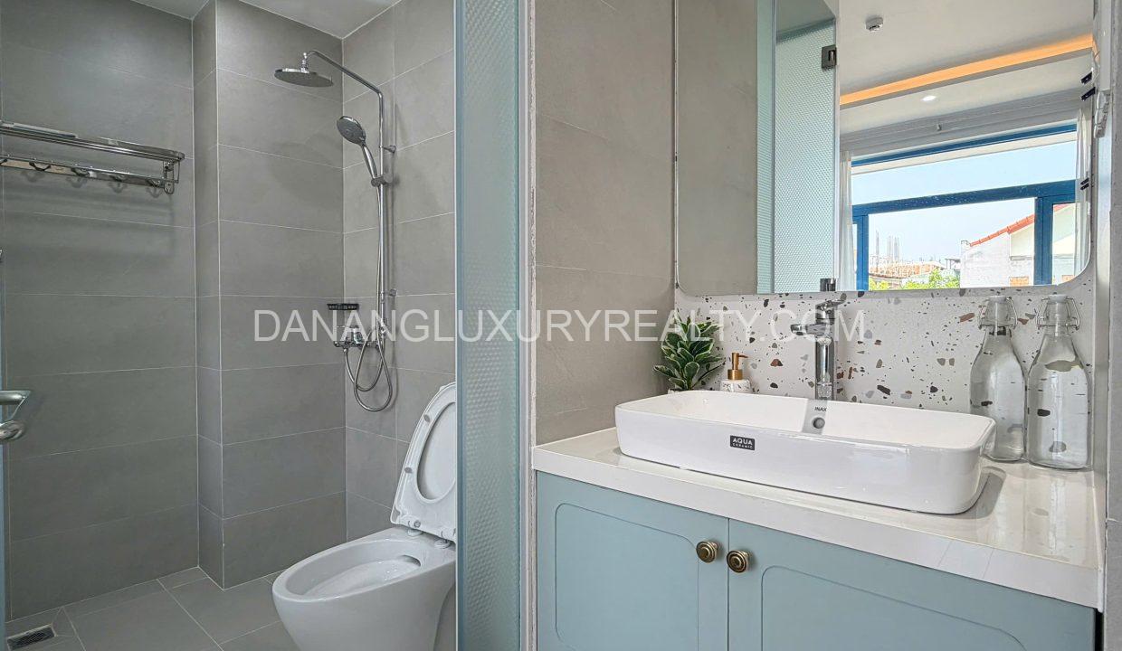 Nhà Gần Biển Mỹ Khê 4 Phòng Ngủ Nội Thất Hiện Đại Cho Thuê