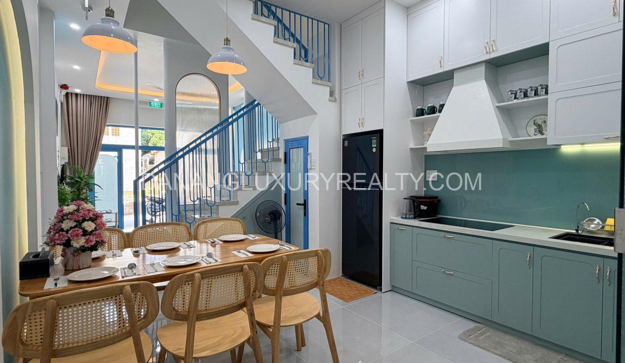 Nhà Gần Biển Mỹ Khê 4 Phòng Ngủ Nội Thất Hiện Đại Cho Thuê