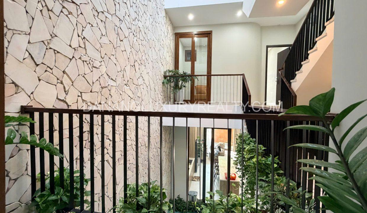Nhà Đà Nẵng Cho Thuê Khu Nam Việt Á 5 Phòng Ngủ Hiện Đại