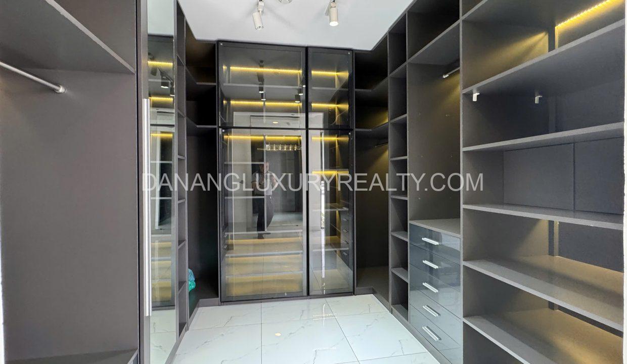 Thuê Căn Hộ Penthouse Đà Nẵng Gần Biển Mỹ Khê 2 Phòng Ngủ