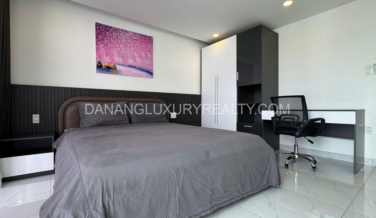 Thuê Căn Hộ Penthouse Đà Nẵng Gần Biển Mỹ Khê 2 Phòng Ngủ