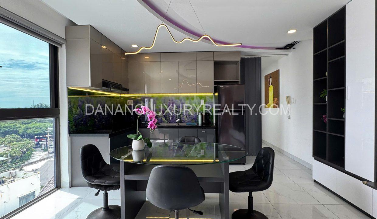 Thuê Căn Hộ Penthouse Đà Nẵng Gần Biển Mỹ Khê 2 Phòng Ngủ