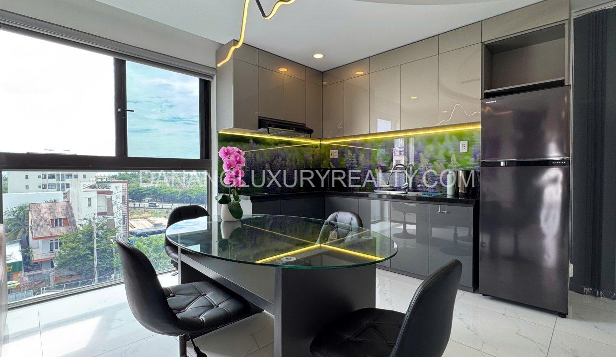 Thuê Căn Hộ Penthouse Đà Nẵng Gần Biển Mỹ Khê 2 Phòng Ngủ