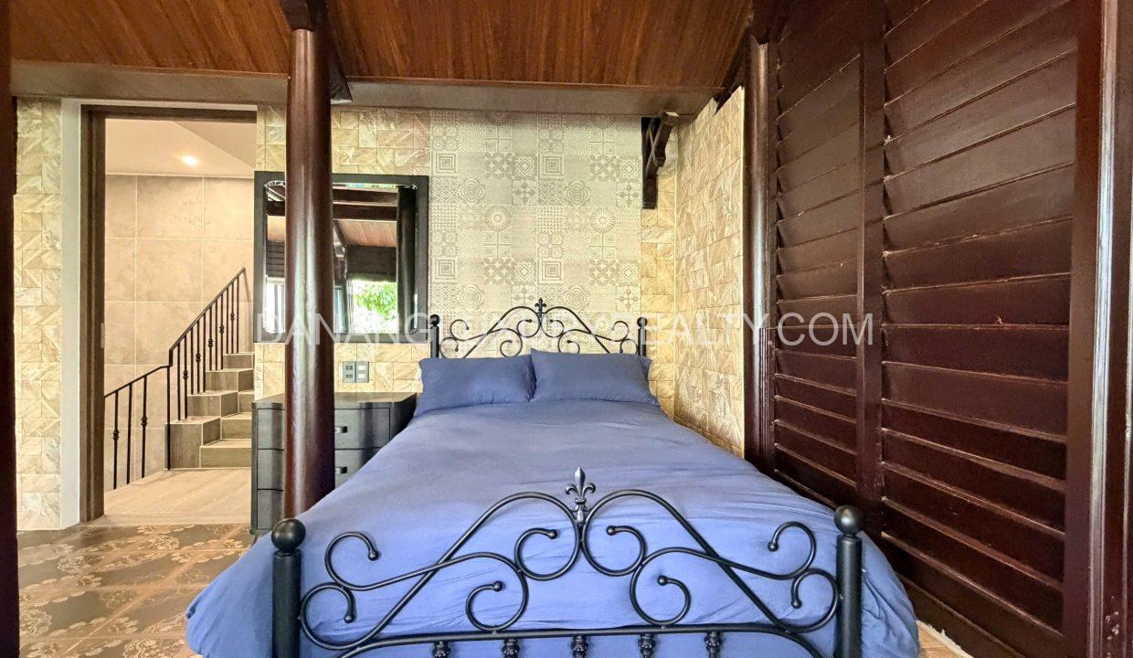 Villa Hồ Bơi Gần Biển Mỹ Khê 5 Phòng Ngủ Hiện Đại Cho Thuê