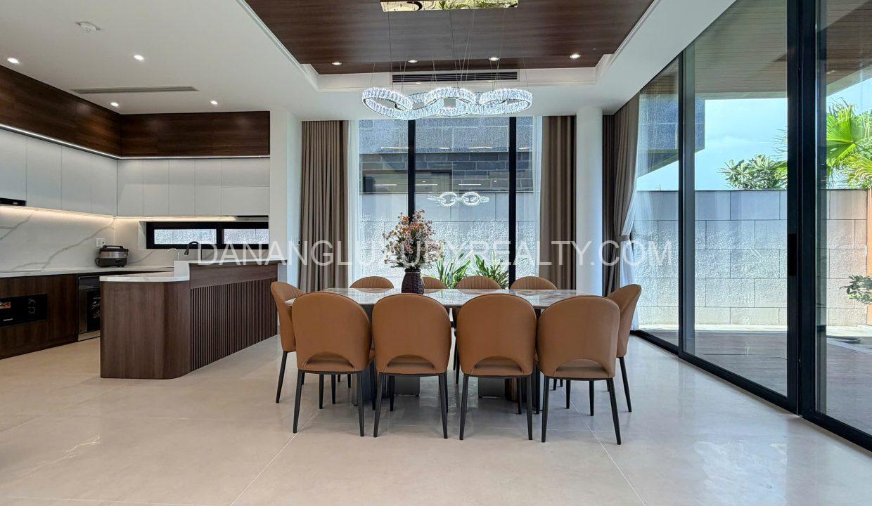 Thuê Biệt Thự Song Hào Cao Cấp Tại Đà Nẵng Có Hồ Bơi Rộng